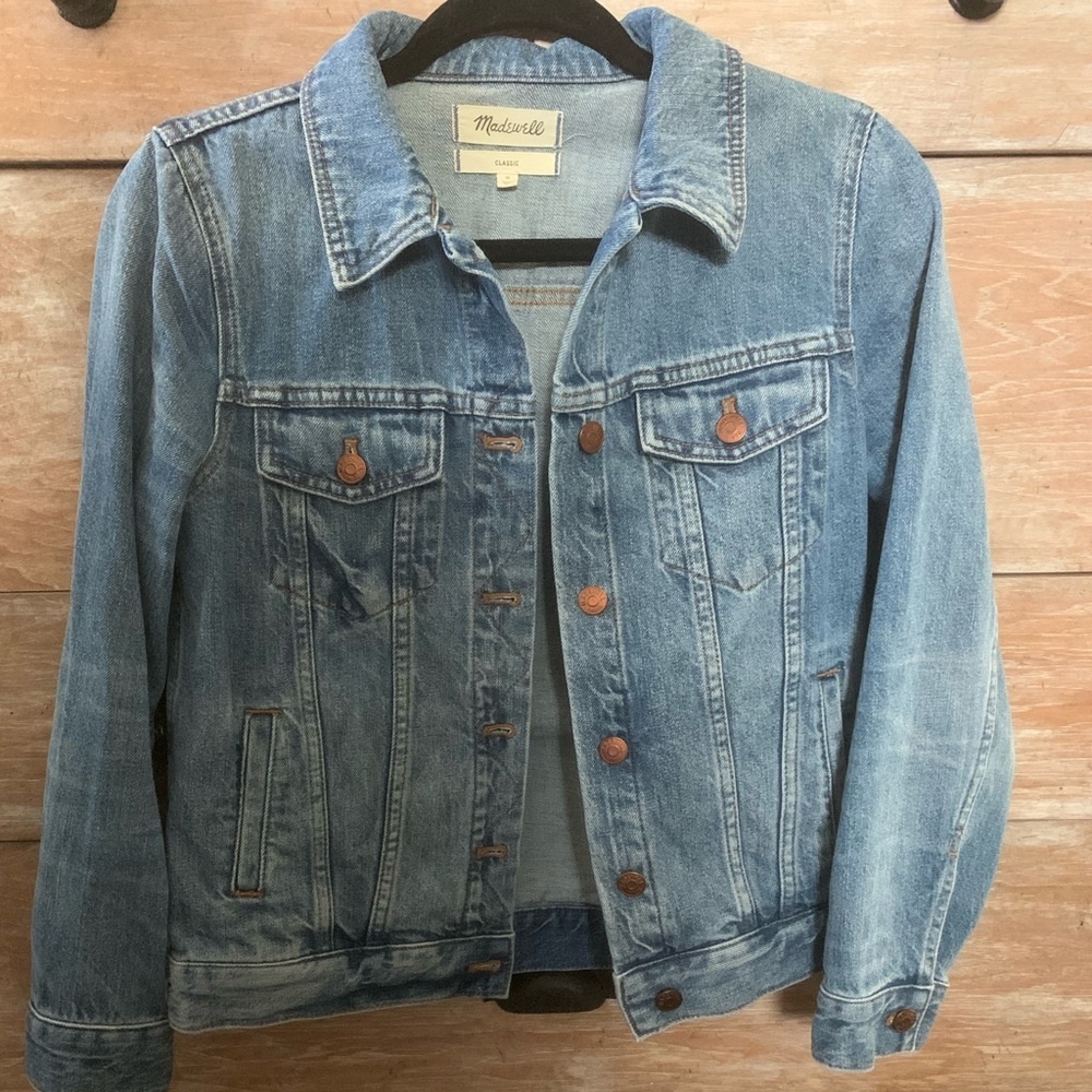 Madewell classic denim jacket. Great condition